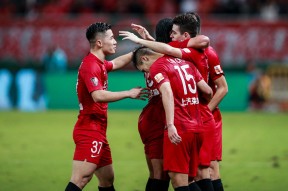 问鼎娱乐网站 -波尔图签下巴萨20岁边锋阿拉尔孔