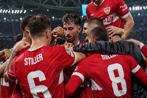 问鼎app下载 -斯图加特内部会议纪要流出——国际比赛日篮板制胜，西甲使命明确，资深球员宣示担当(斯图加特对亚特兰大)