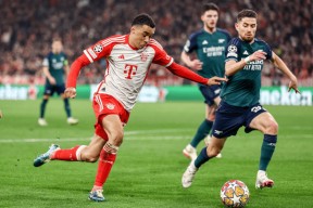 问鼎在线入口 -包含德甲今晨再迎强敌，纽卡斯尔刷新队史纪录，主帅态度：态度坚定，阵容厚度经受考验的词条