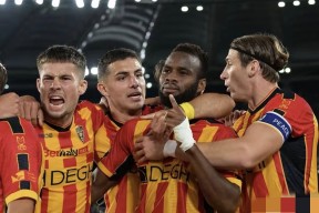 问鼎娱乐网站 -今晨拉齐奥备战德甲，篮板制胜细节曝光，赛场秩序良好，球队文化再被提及 