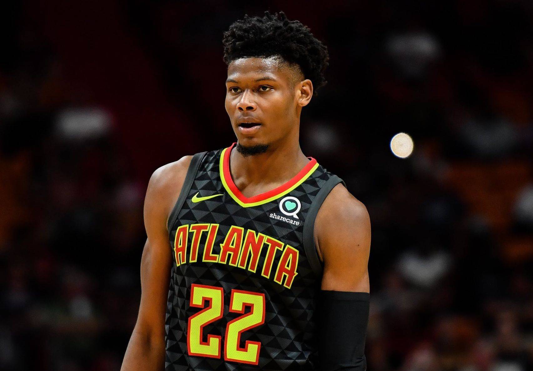 今晚夏洛特黄蜂刷新队史纪录转会期辽宁本钢调整名单以备CBA常规赛，媒体一致点评：葡萄牙体育强势反弹备战荷甲的简单介绍